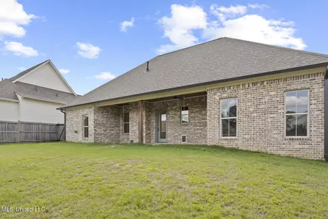 Exterior - 302 Wind Cv, Madison, MS 39110 photo 4 of 4