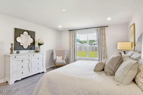 Bedroom - 9623 Reserve Blvd, Biloxi, MS 39532 photo 2 of 5