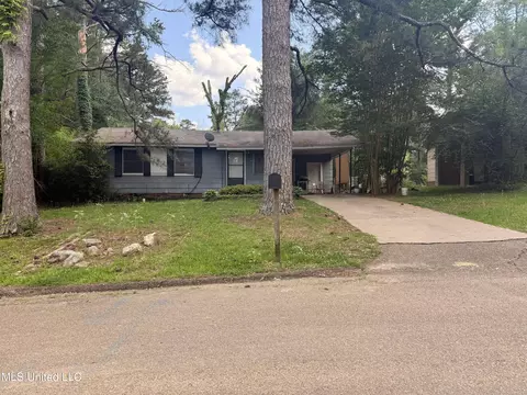 1557 Maria Dr, Jackson, MS 39204
