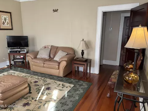 105 Linton Ave, Natchez, MS 39120 photo 2