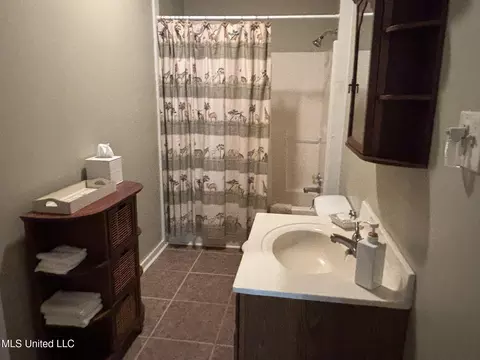 105 Linton Ave, Natchez, MS 39120 photo 11