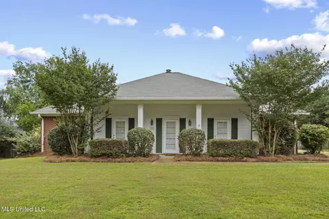 707 Spring Hill Dr, Madison, MS 39110