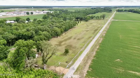Blue Lake Road, Drew, MS 38737