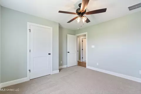 Bedroom - 1590 Ashtons Ln, Hernando, MS 38632 photo 3 of 4