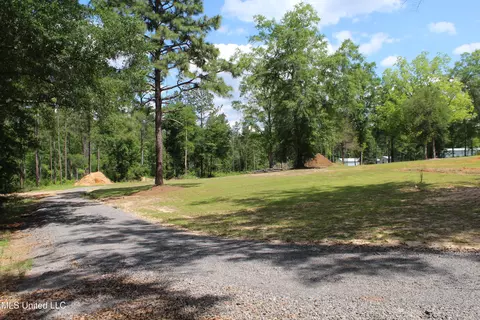 Exterior - 14270 Hwy 98, Lucedale, MS 39452 photo 4 of 5