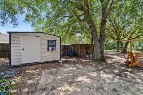 Exterior - 6814 Tanner Williams Rd, Lucedale, MS 39452 photo 2 of 2