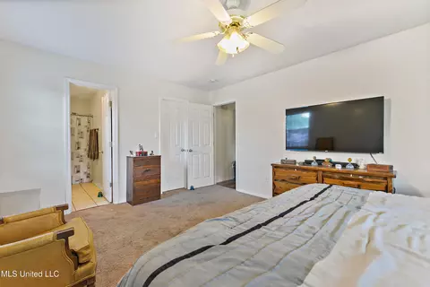 Bedroom - 6814 Tanner Williams Rd, Lucedale, MS 39452 photo 1 of 4