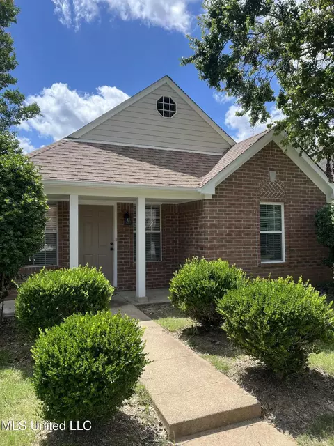 5793 Steffani Dr, Southaven, MS 38671
