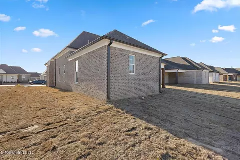 811 Coahoma Ct, Nesbit, MS 38651 photo 31