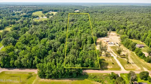 Gaines Road, Hernando, MS 38632