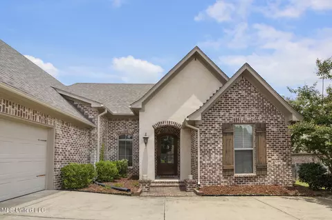 528 Willow Valley Cir, Brandon, MS 39047 photo 2