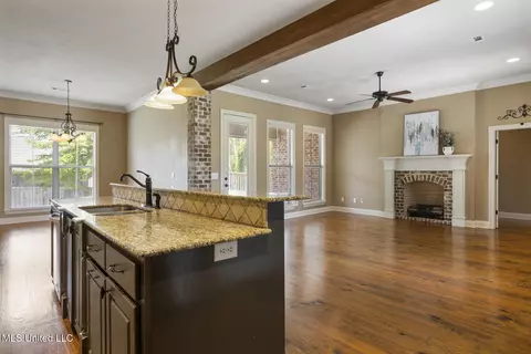 528 Willow Valley Cir, Brandon, MS 39047 photo 11