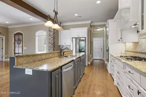 528 Willow Valley Cir, Brandon, MS 39047 photo 8