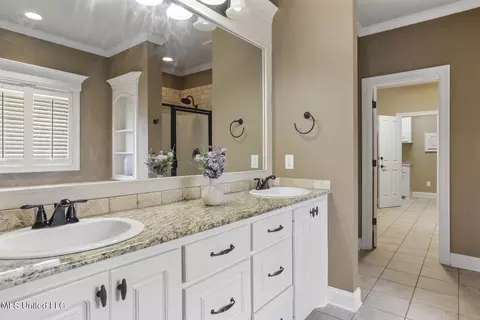 528 Willow Valley Cir, Brandon, MS 39047 photo 16