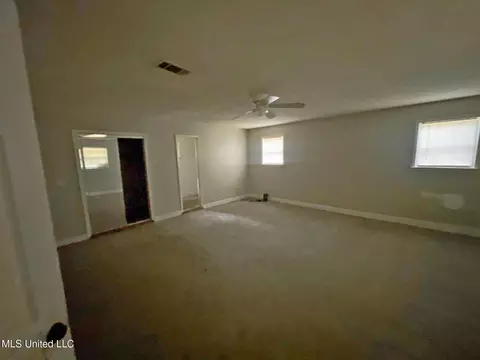 Bedroom - 3233 Woodview Dr, Jackson, MS 39212 photo 1 of 3