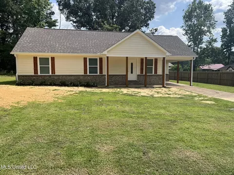 108 Homestead St, Coldwater, MS 38618