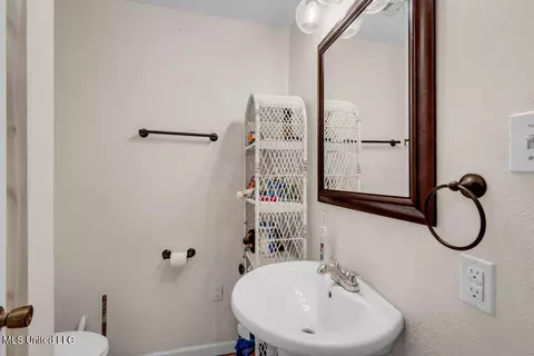 615 Baker St, Wiggins, MS 39577 photo 21