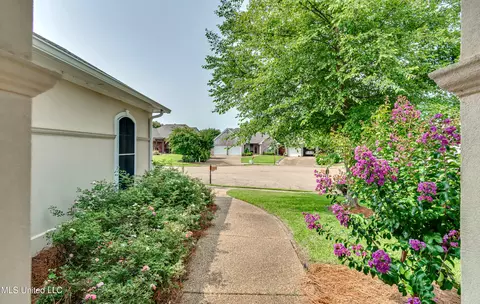 618 N Harbor Dr, Brandon, MS 39047 photo 6