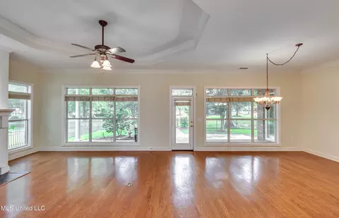 618 N Harbor Dr, Brandon, MS 39047 photo 9