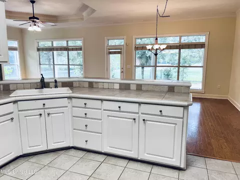 618 N Harbor Dr, Brandon, MS 39047 photo 25