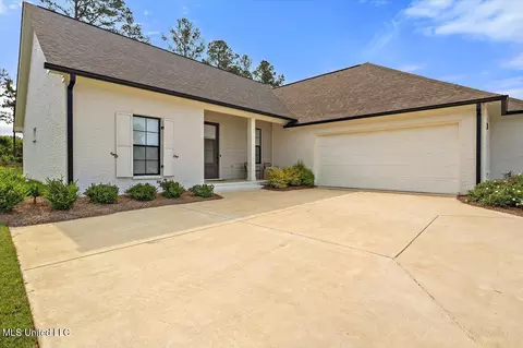 Exterior - 122 Seymour Dr, Madison, MS 39110 photo 3 of 7