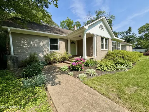 Exterior - 2293 Elm St, Hernando, MS 38632 photo 5 of 22