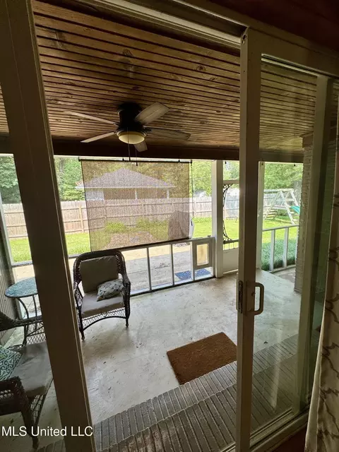 Exterior - 2293 Elm St, Hernando, MS 38632 photo 6 of 22