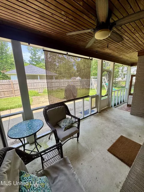 Exterior - 2293 Elm St, Hernando, MS 38632 photo 8 of 22
