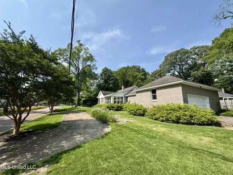 Exterior - 2293 Elm St, Hernando, MS 38632 photo 19 of 22