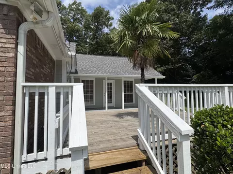 Exterior - 882 Maili Pl, Diamondhead, MS 39525 photo 3 of 10