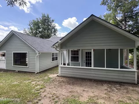 Exterior - 882 Maili Pl, Diamondhead, MS 39525 photo 10 of 10