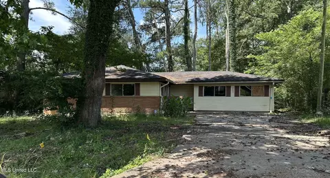 3033 Grey Blvd, Jackson, MS 39212