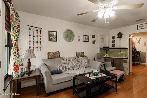 Living - 9813 Old Stage Rd, Moss Point, MS 39562 photo 2 of 2