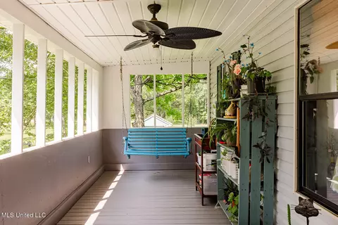 Exterior - 9813 Old Stage Rd, Moss Point, MS 39562 photo 2 of 12