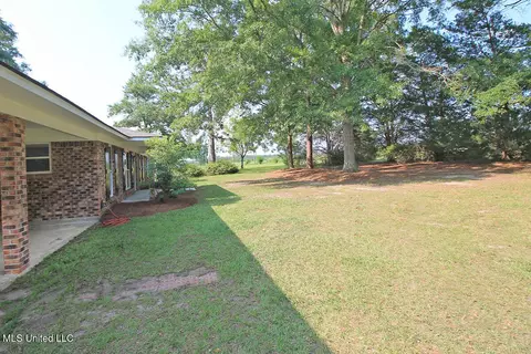 Exterior - 141 Edger Emerson Cir, Lucedale, MS 39452 photo 4 of 7