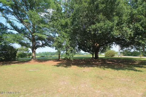 Exterior - 141 Edger Emerson Cir, Lucedale, MS 39452 photo 3 of 7