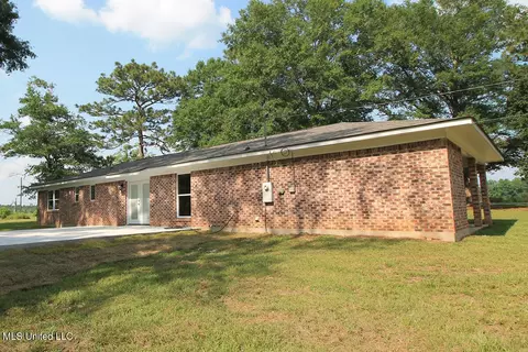 Exterior - 141 Edger Emerson Cir, Lucedale, MS 39452 photo 6 of 7