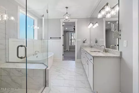 Bath - 7501 Iron Loop, Olive Branch, MS 38654 photo 2 of 4