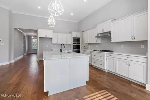 Kitchen - 7501 Iron Loop, Olive Branch, MS 38654 photo 3 of 3