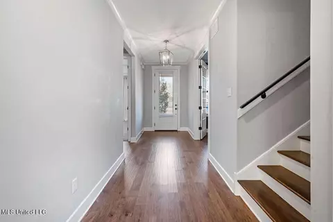 Entry Way - 7501 Iron Loop, Olive Branch, MS 38654 photo 1 of 1