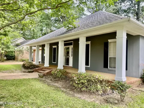 Exterior - 3057 Windwood Cir, Flowood, MS 39232 photo 1 of 10