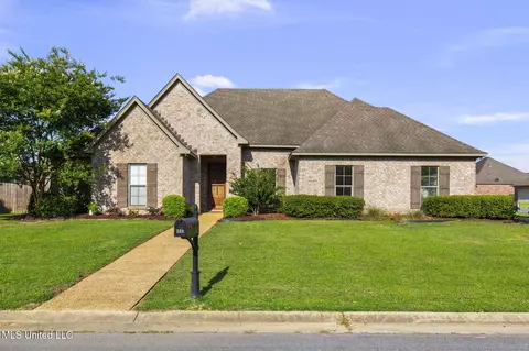169 Beechwood Cir, Pearl, MS 39208