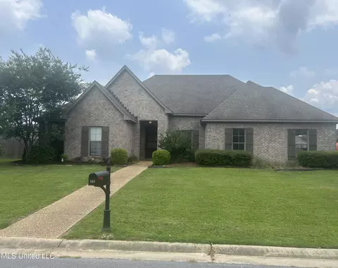 169 Beechwood Cir, Pearl, MS 39208