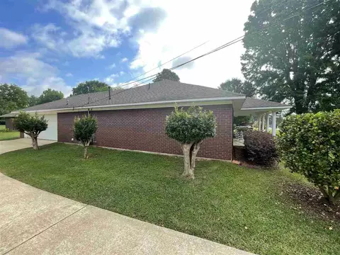 1006 Pine Hill Dr, Carthage, MS 39051 photo 9