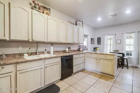 Kitchen - 20 Denson Rd, Wiggins, MS 39577 photo 2 of 3