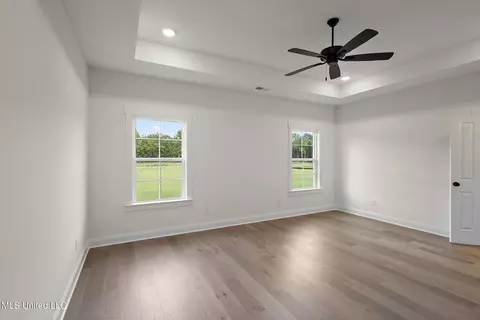 Bedroom - 660 Wells Dr, Hernando, MS 38632 photo 2 of 2