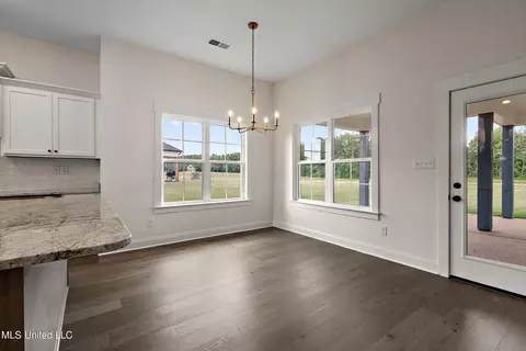 Dining - 660 Wells Dr, Hernando, MS 38632 photo 2 of 2