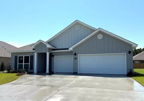 13545 Sarus Dr, Vancleave, MS 39565