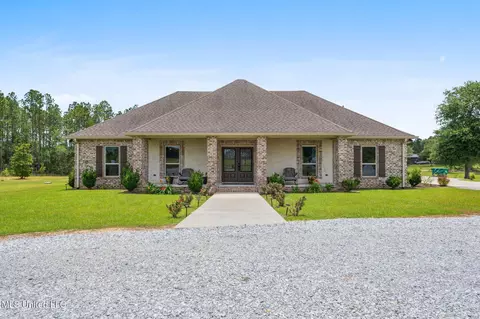 22105 Road 357, Kiln, MS 39556