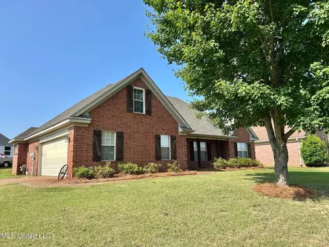 Exterior - 177 Fawn Ln, Hernando, MS 38632 photo 2 of 4